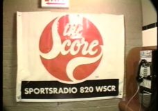 [Chicago Slices raw : Mike Murphy WSCR radio at Michael Jordan’s Restaurant]