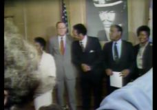 [Harold Washington decides whether to endorse Jesse Jackson for President]