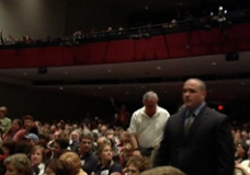 [SCHAKOWSKY TOWN HALL / HEALTHCARE 8/09]